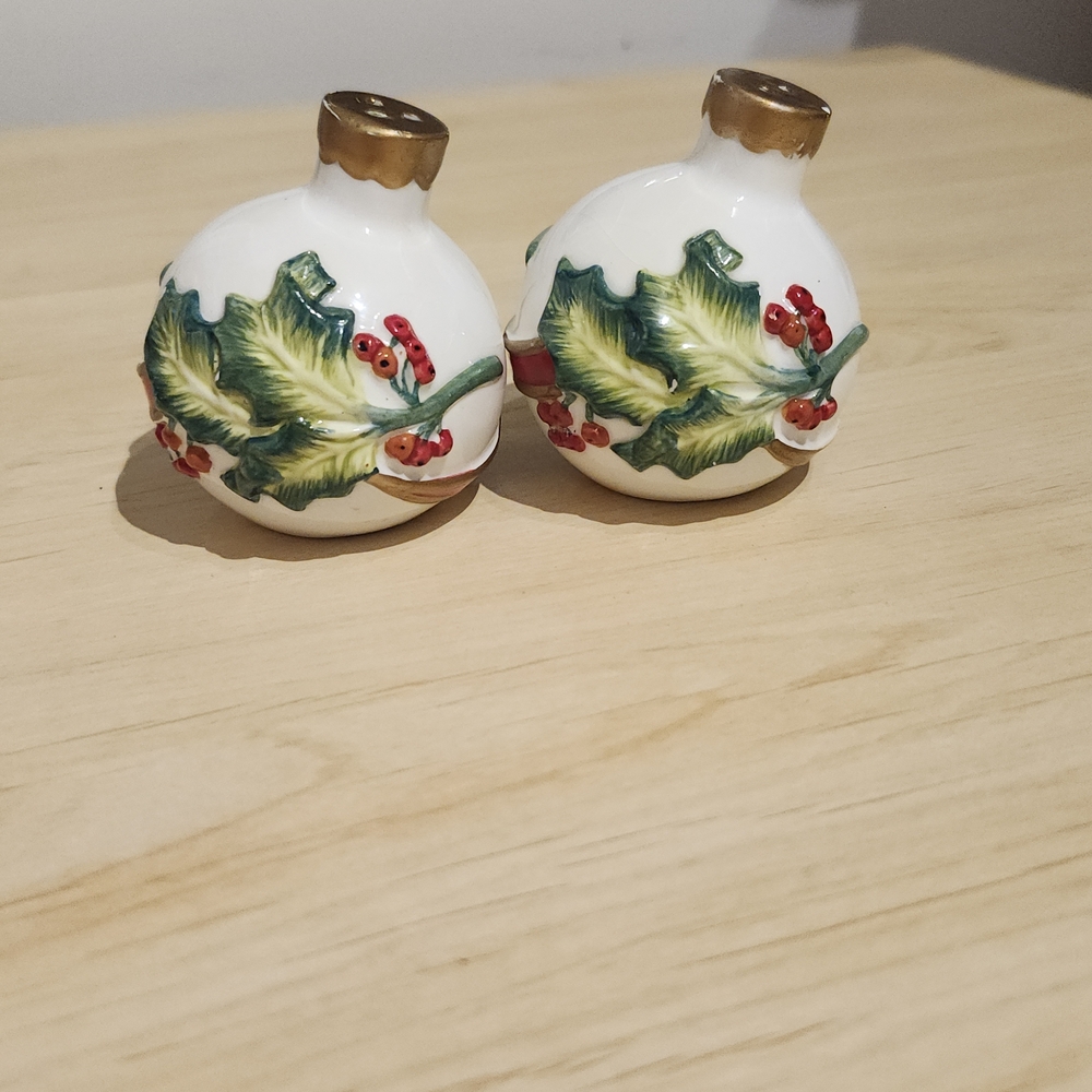 Fitz and Floyd White Ornaments with Green and Red Leaf Design